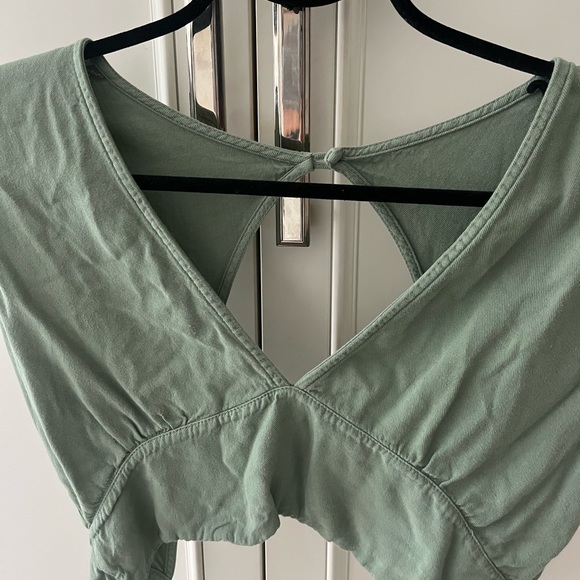 Brandy Melville Open Back Tee - Picture 6 of 8